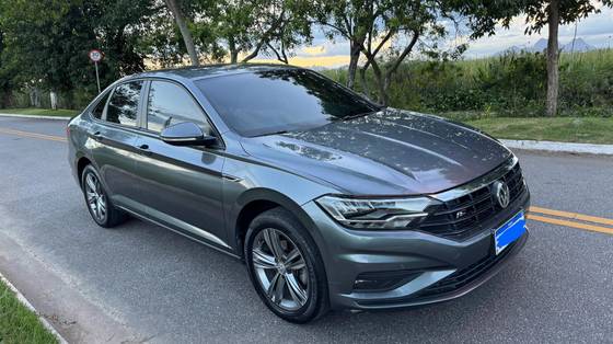 VOLKSWAGEN JETTA 1.4 250 TSI TOTAL FLEX R-LINE TIPTRONIC